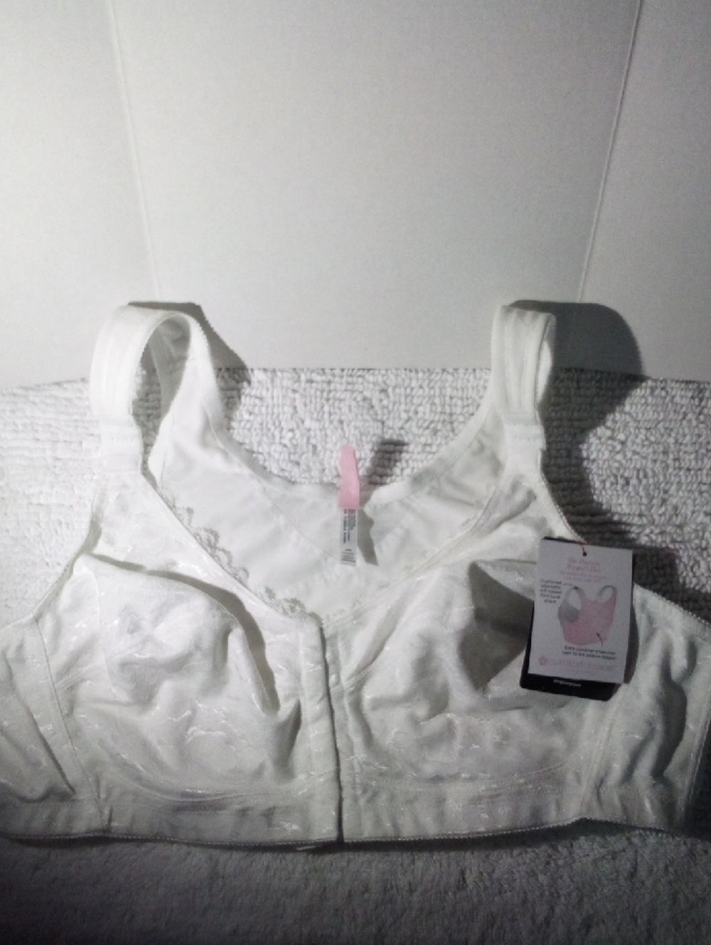 Comfortchoice White Front-Closure Softcup Bra with Wide Straps Posture Support